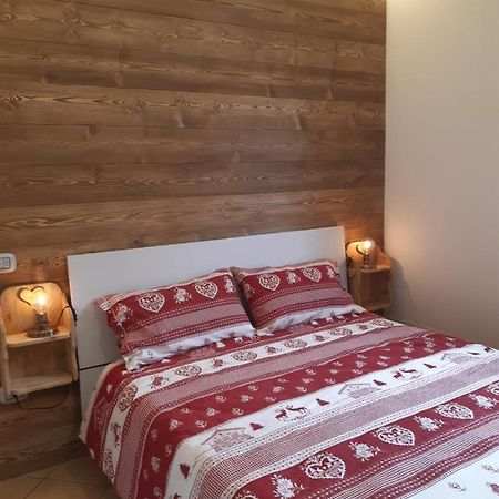 Azienda Agricola Agriturismo I Sei Petali Capo di Ponte エクステリア 写真