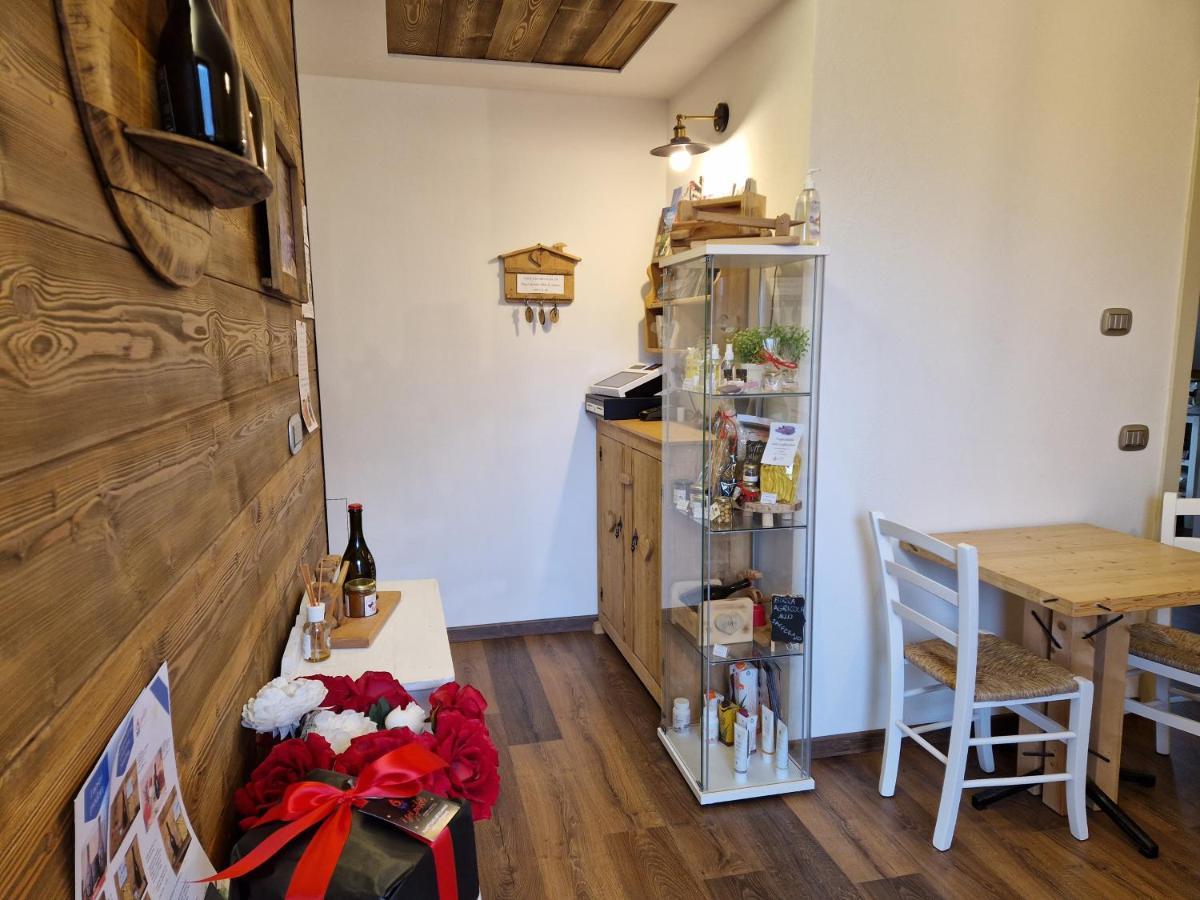Azienda Agricola Agriturismo I Sei Petali Capo di Ponte エクステリア 写真